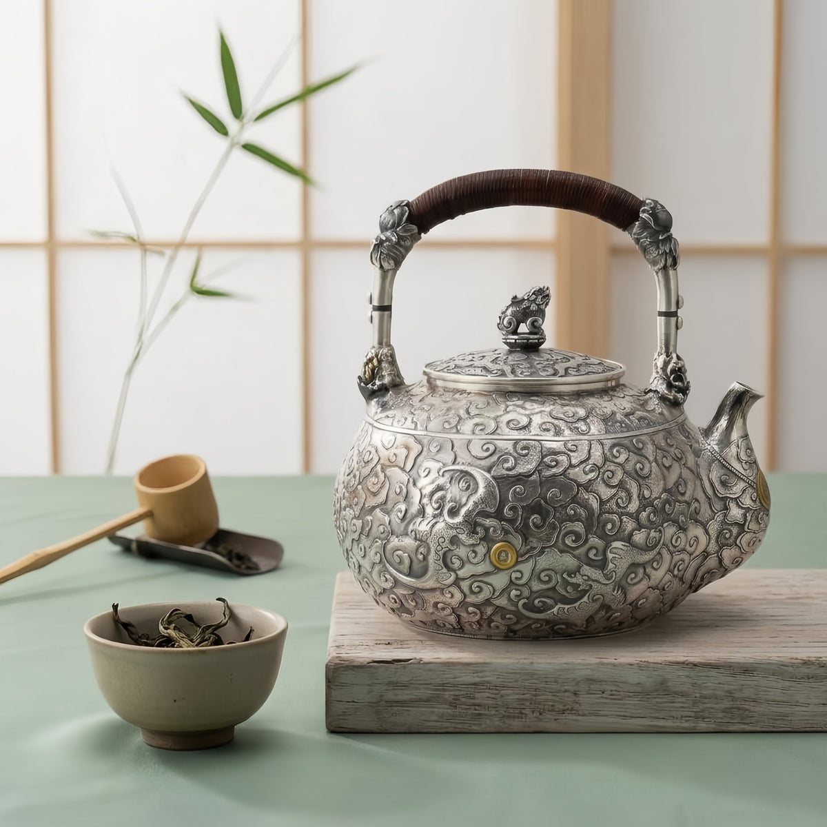 925 Sterling Silver **Antique Chinese  Teapot with Cloud Motifs and Wooden Handle**-Fine large teapot - Handicraft