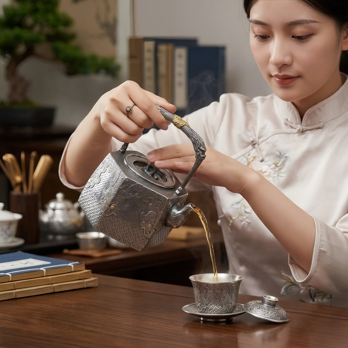 Pure 999 Fine Silver **Title:** Elegant  Dragon Teapot with Gold Accents and Woven Pattern-Fine large teapot - Handicraft