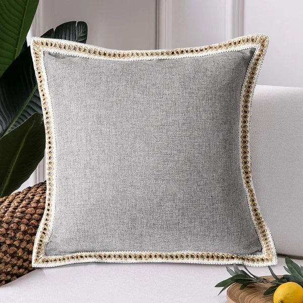 A Set Of Two-piece Retro Linen Trimmed Pillowcases