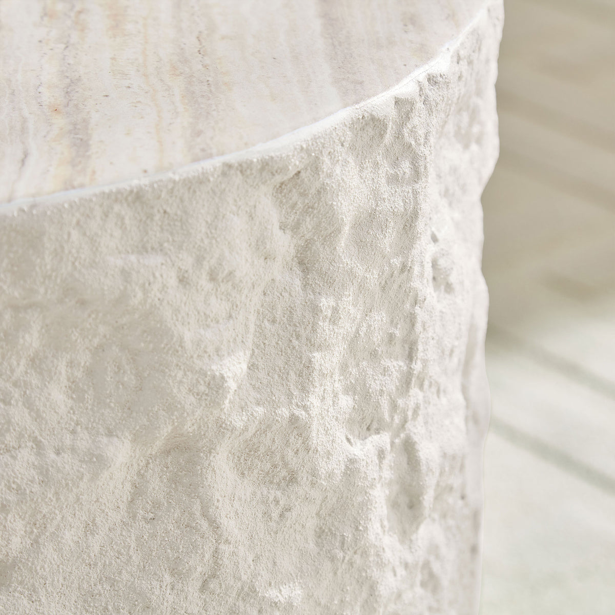 35.43''Fiberglass Round Center Coffee Table Set For Living Room Vintage Table,Imitation Stone Table Front Of The Sofa,Modern Design Coffee Table For Office,Apartment,No Need Assembly