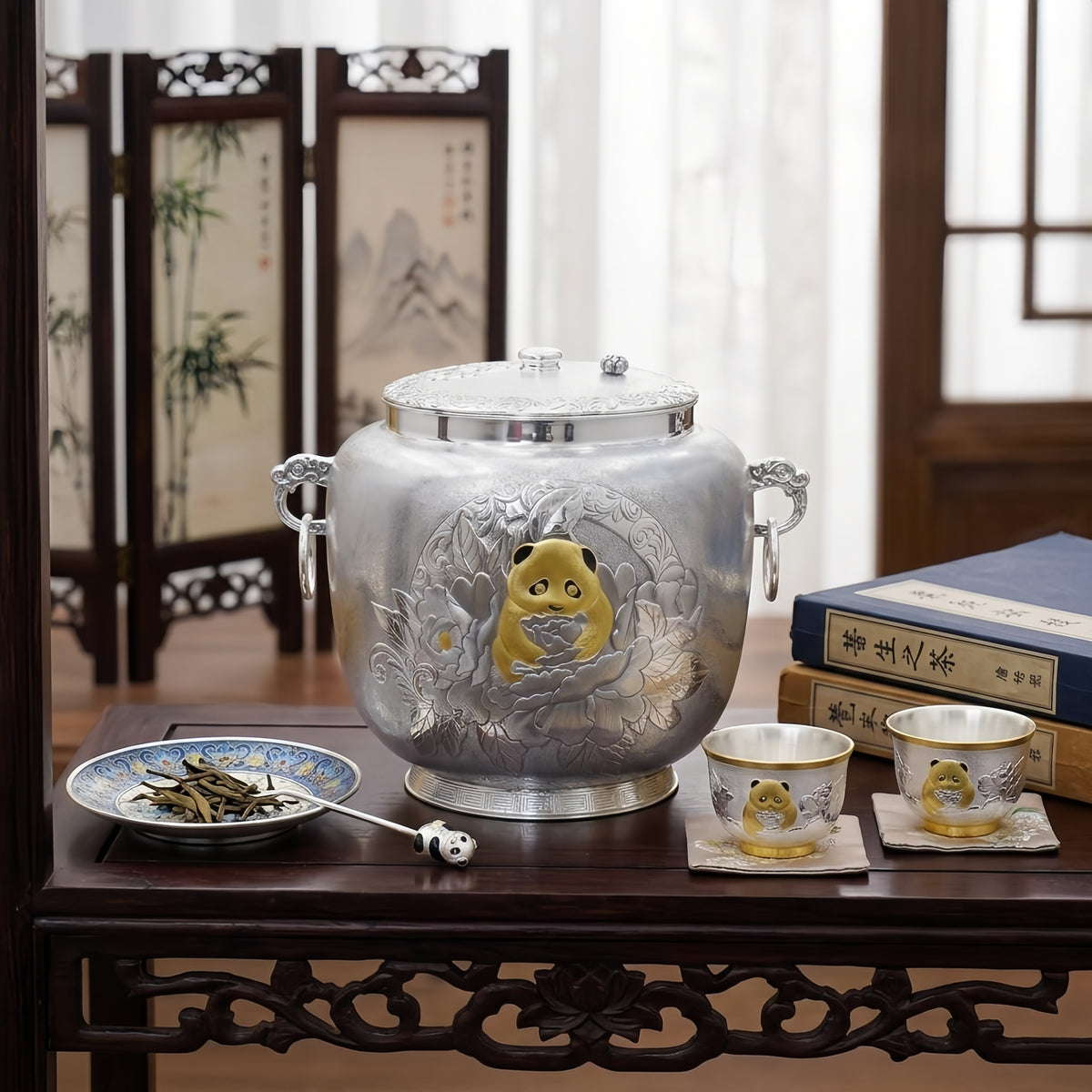 Pure 999 Fine Silver Exquisite Silver Jar Featuring a Gilded Panda and Lush Floral Engravings - Handicraft